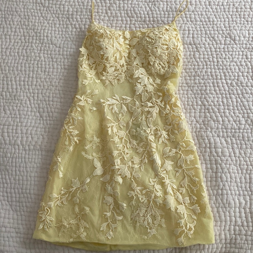 Short Lace Dress